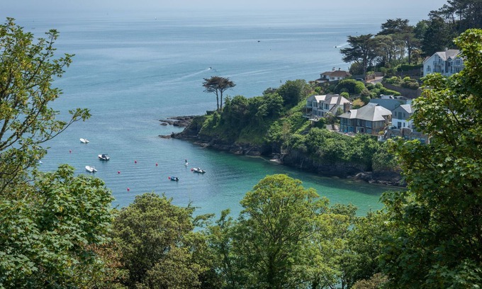 Salcombe Cottage | Murrawingi - a beautiful modern coastal home