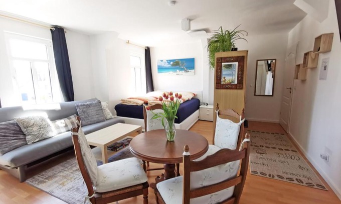 Weimar Apartment | Musashi Apartment 3