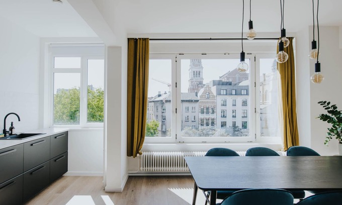 South Antwerp Apartment | Museum view - bright and spacious apartment