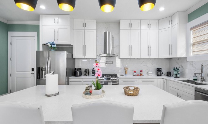 North Nashville House | Music City Retreat within 2 miles from Broadway & Country Music Hall of Fame