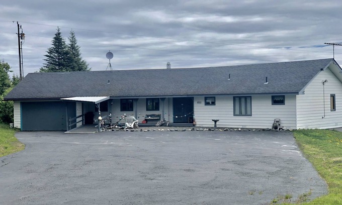 Diamond Ridge House | Must See Panoramic View - Family Friendly Vacation House
