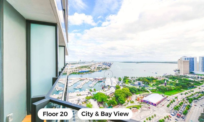 Downtown Miami Apartment | MVR Ultra-Lux Studio with Epic Water Views