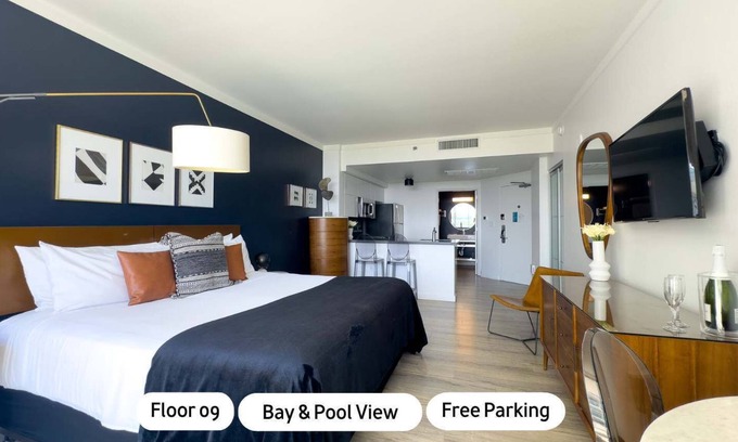 Coconut Grove Apartment | MVR-Your Escape, Your View, Your Grove