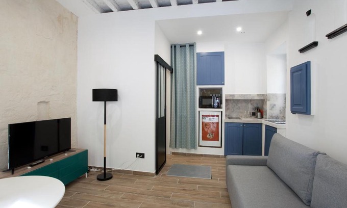 Arles City Centre Apartment | My Cosy Studio in Arles