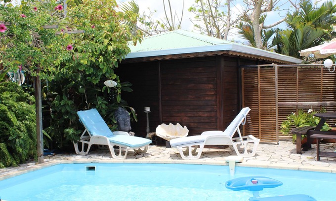 Fort-de-France House | My Creole bungalow. Ideally located between northern mountains and southern beaches