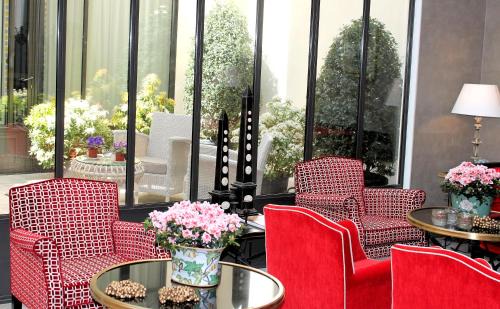 Quartier de la Folie-Mericourt Hotel | My Home In Paris