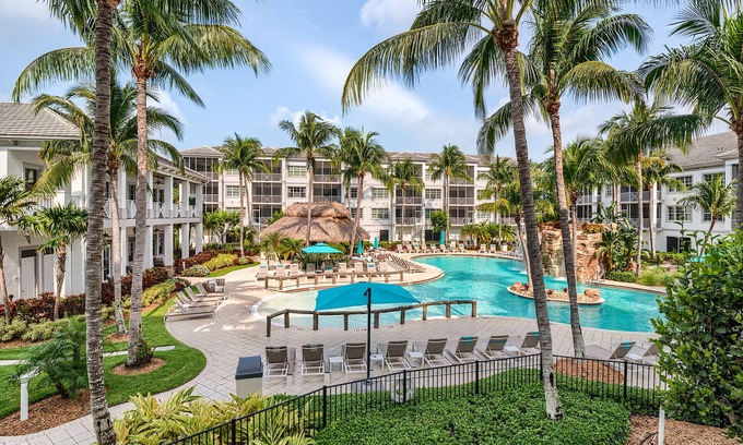 Bonita Shores Condo | My Poolside Hide-a-way