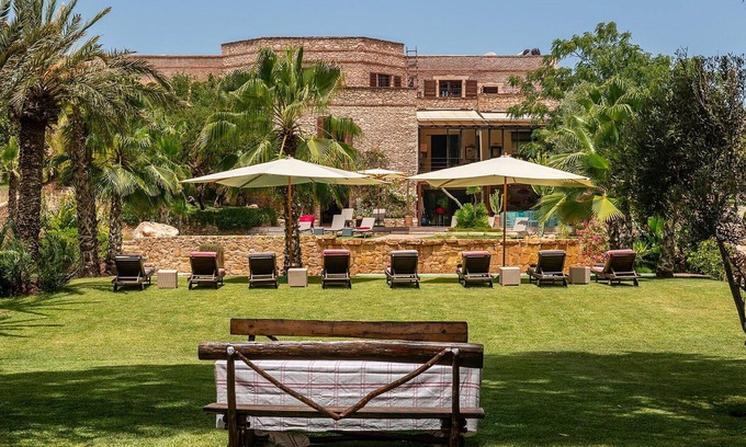 Essaouira Villa | My Rental Homes - Le Jardin Mogador private pool large garden with lake