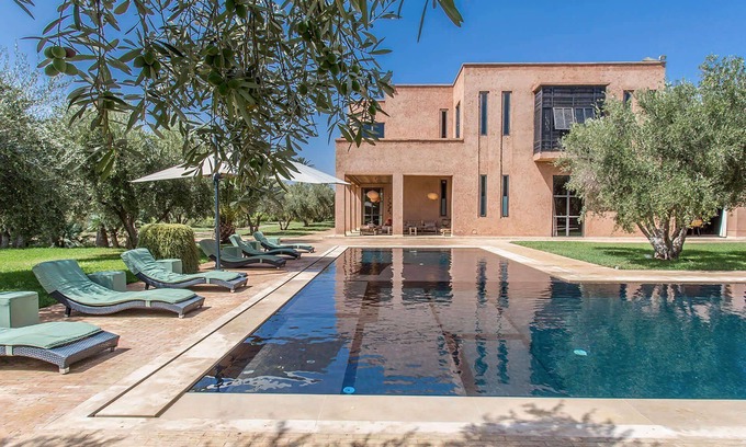 Marrakech Villa | My Rental Homes - Villa Portraits spa & golf with two pools and garden