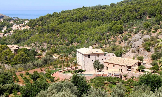 Soller Villa | My Rental Homes - Villa Arch with garden, private pool and air conditioning