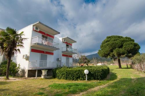Sikia Apartment | Myloi Loggou