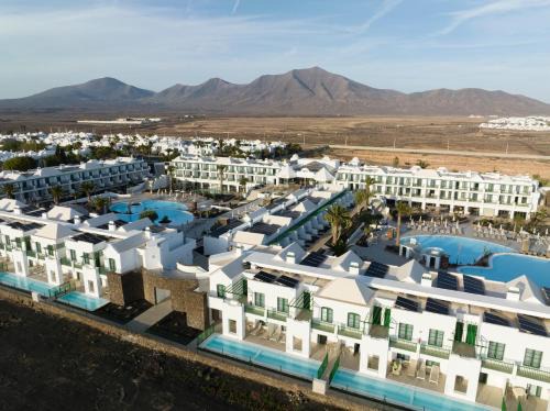 Playa Blanca Hotel | MYND Yaiza