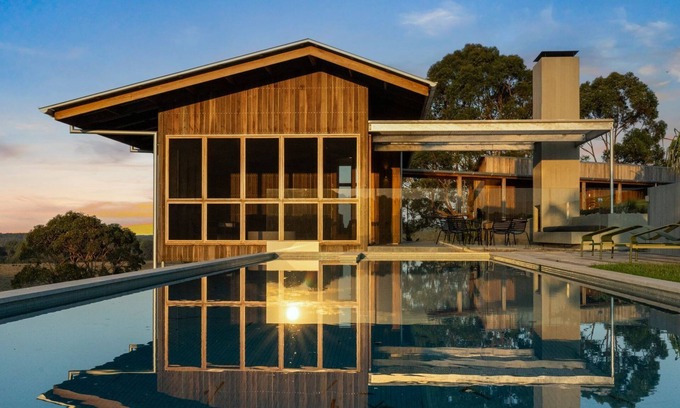 Myocum House | Myocum Ridge Farm - A winding driveway, cows, blue skies, manicured lawns, glittering pool