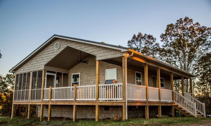 Barren Springs House | Mystic Moon cabin