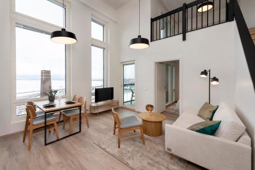 Tampere Apartment | Näsijärvi lakeview apartment