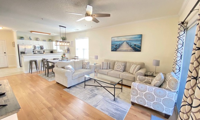 North Myrtle Beach Condo | N. Myrtle Beach Barefoot Landing-2 BR/2BA-