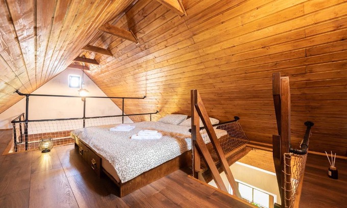 Pavlov House | Na cestě