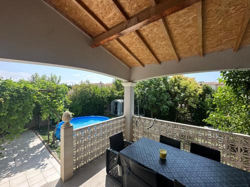 Jonquieres House | Nadouda's Villa