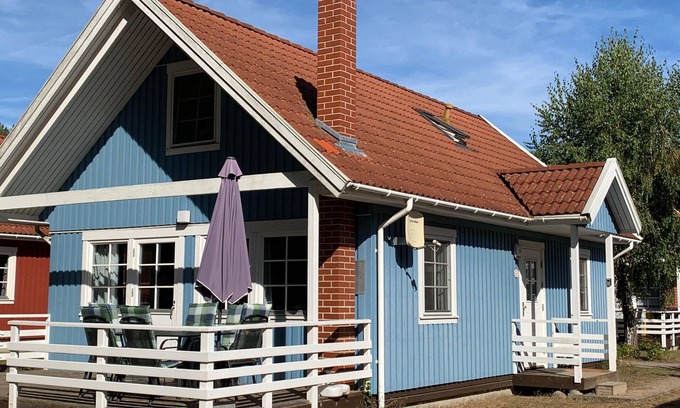Userin House | Nahe dem Strand: Villa Blau am Useriner See mit Garten