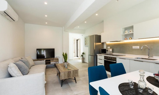 Plakias Apartment | Naiades Apartment- Minthi/1 bedroom, beachfront