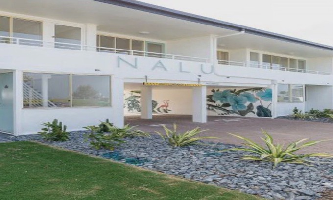 Miami Apartment | Nalu Beach Apartments 01, formerly Nobbys Outlook