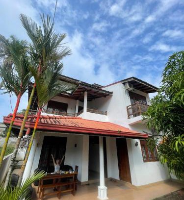 Dickwella Hotel | Namal Guest House