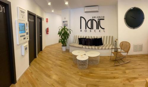 Poblats Maritims House | Nanit Valencia Hostel