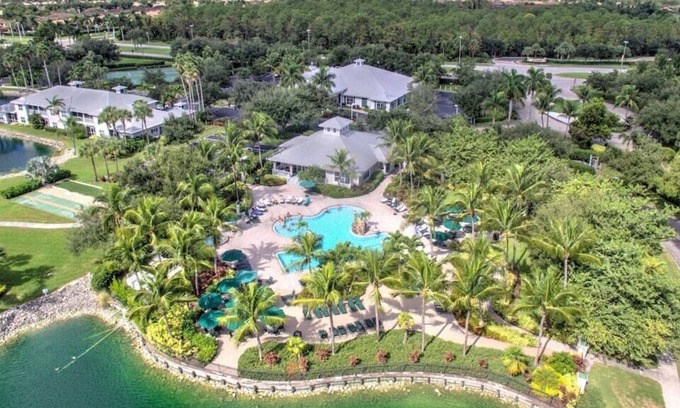 Naples Condo | Naples Golf Condo, Beautiful 2 Bedroom Condo!