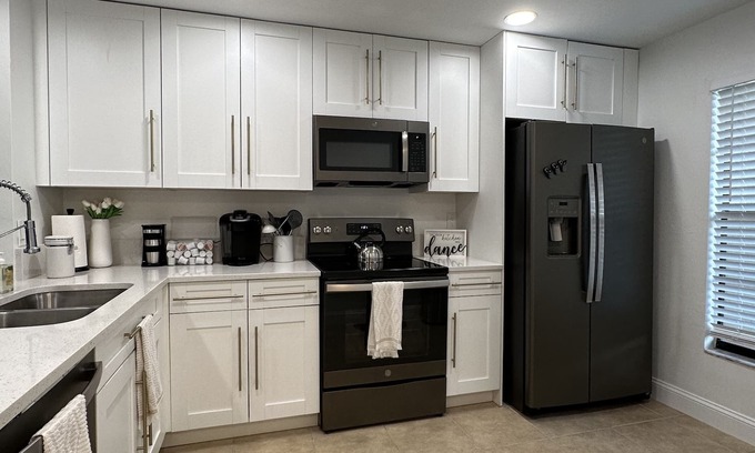 Palm River Estates Condo | Naples R&R