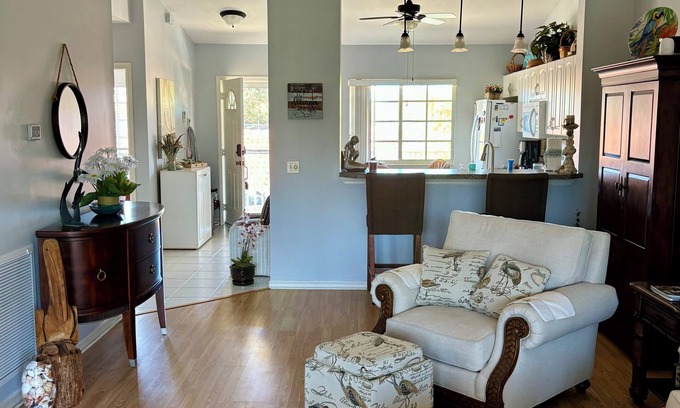 Crown Pointe Condo | Naples Vacation Rental Available Starting 4/1