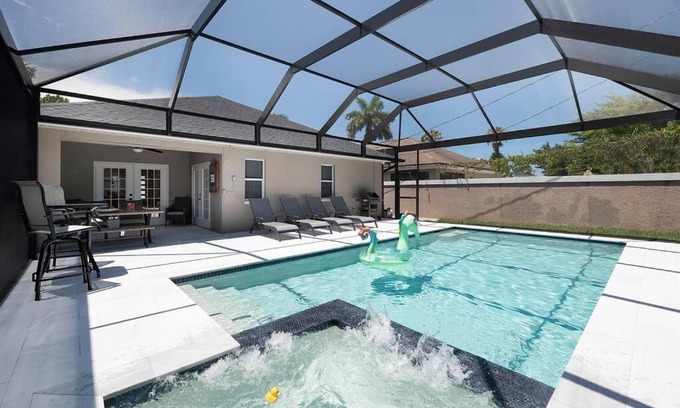 Naples Park Villa | Naples Villa with Salt water Pool