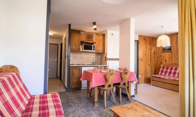 Val Cenis Apartment | Napoleon Quarter Residence - 2 Rooms for 4 People