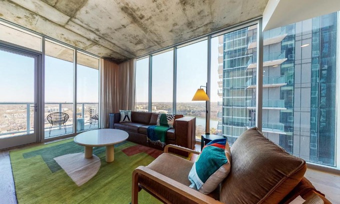 Rainey Street Historic District House | Natiivo Austin II