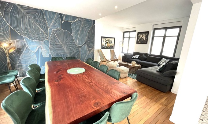 Saumur House | Natur'île Large gîte with heated indoor pool all year round