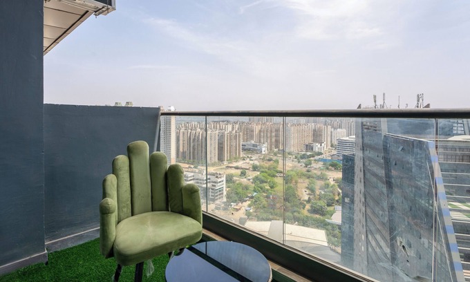 Greater Noida Apartment | Natural Bliss Hideaway- YourHomelystudio