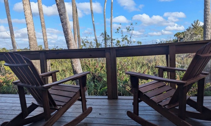 Crystal River Condo | Nature is waiting for you! Explore, relax and enjoy it!