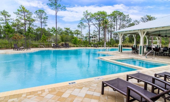 Santa Rosa Beach House | Nature Preserve view- 6 Seat Golf Cart - 4 Bikes -Sleeps 10 w/3 Screened porches