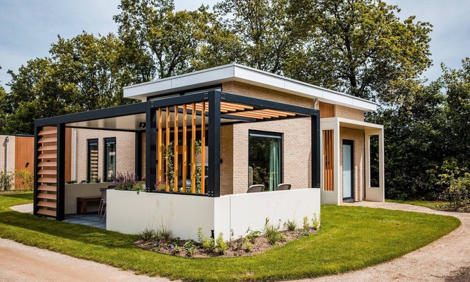 Voorthuizen House | Nature Retreat with Sauna