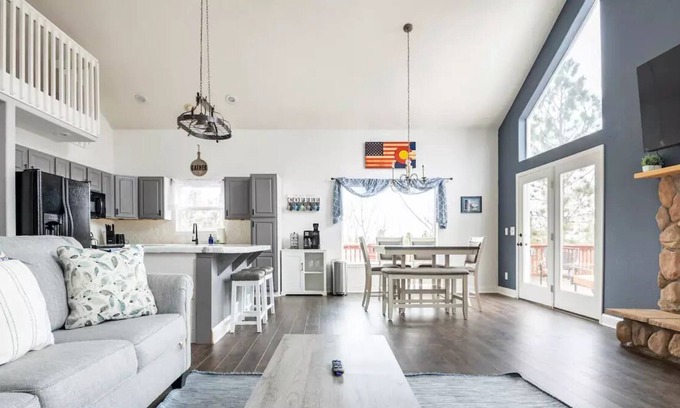 Woodland Park Ski Chalet | Nature's Calling Mountain Chalet