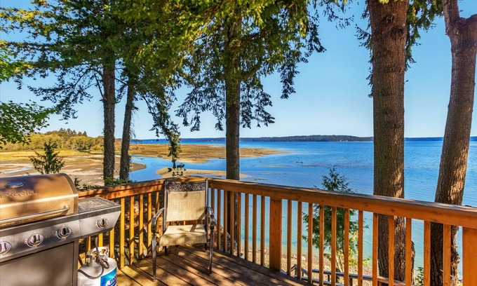 Brinnon House | Nature s Paradise in Brinnon