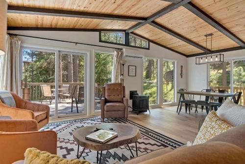 Hill City House | Nature Stay with Views Like No Where Else