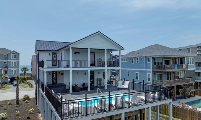 Sneads Ferry House | Nauti Mermaid | Brand New Beach Bliss | Pool & HT