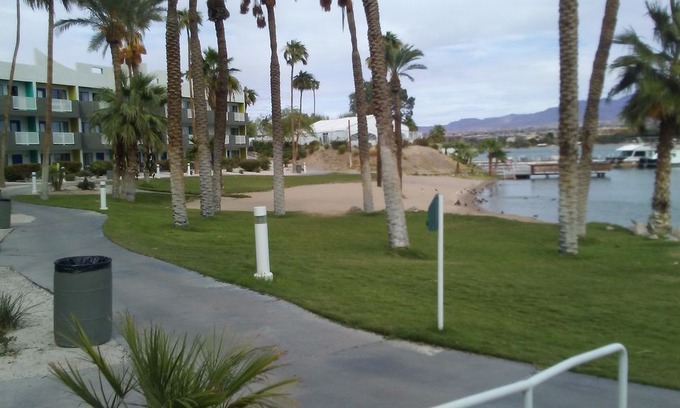 Lake Havasu City Apartment | Nautical Beachfront Resort