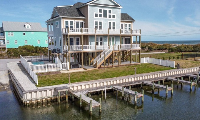 Sneads Ferry House | Nautical Pointe - OV 7 BR + Bunk Room - Pool/Hot Tub/Elevator/Theater/Boat Ramp