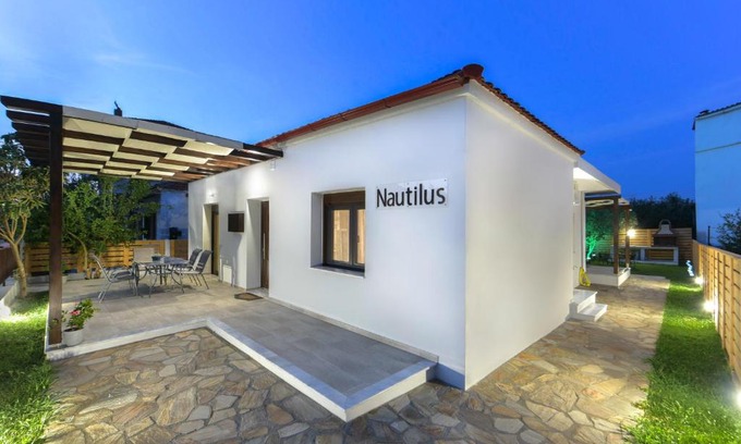 Ierissos House | Νautilus luxury apartments