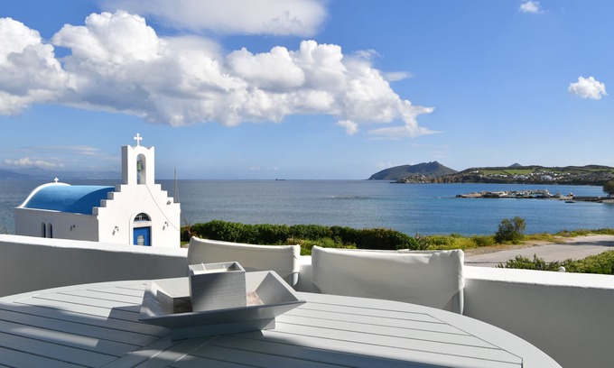 Ampelas House | "Nava" Devine Water Front House in Ambelas