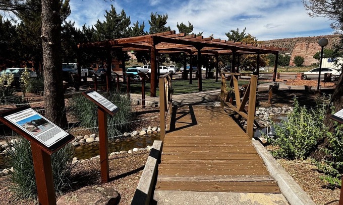 Window Rock Hotel | Navajo Nation Inn