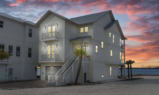 Navarre Beach House | Navarre Family Retreat | Calm Private Beach, Game Room, Grill + Sunset