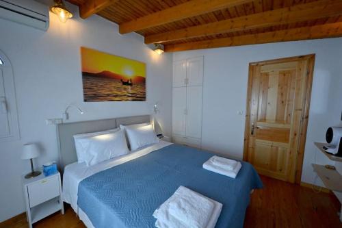 Molos House | NaviGats Traditional House Lefkimmi Village