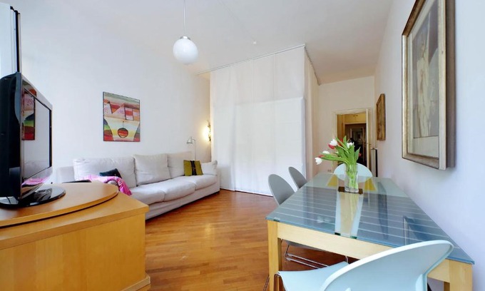 Rione V Ponte Apartment | Navona apartment, large and comfortable